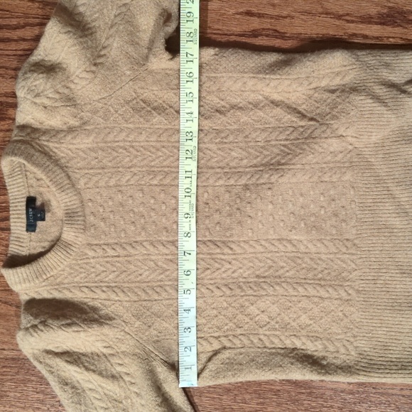J. Crew Beige Cable Knit Sweater Size Small - Picture 5 of 5